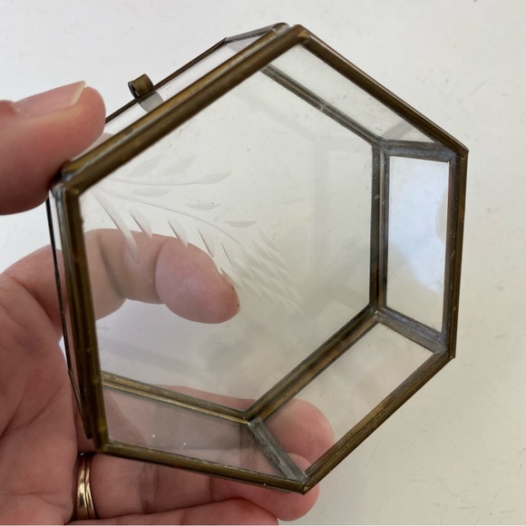 Vintage Trinket Box - Picture 5 of 5